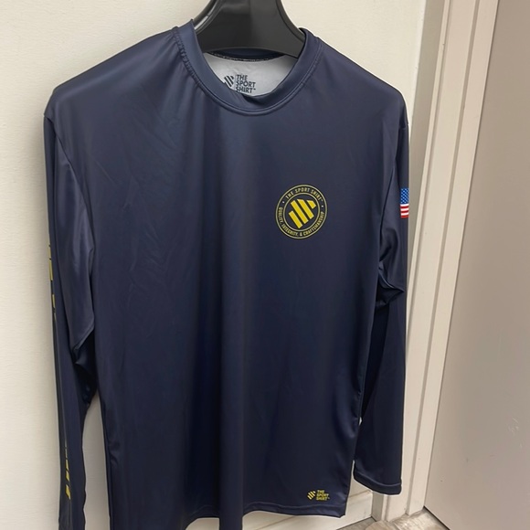 The sport shirt long sleeve poly washable - Picture 1 of 7